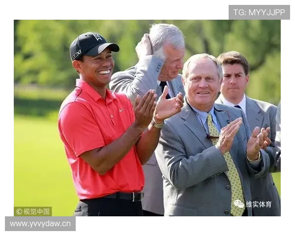 伍兹凌晨四点练球，你还在刷他前女友的ins？