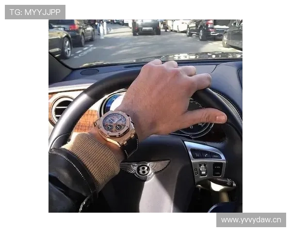 冯彦哲训练完直接去买豪车，跟我们朋友圈差距也太大了吧？