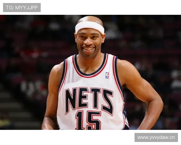 文斯·卡特无球切入改变防守布局，拉开空间效率提升